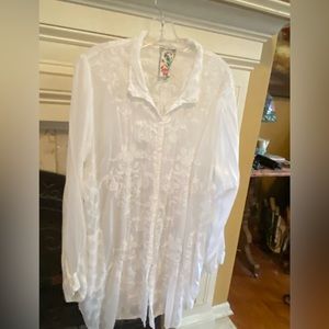 Johnny Was white XL cupra rayon floral stitched top.